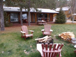 ivanhoe lake log suites 1-4 firepit